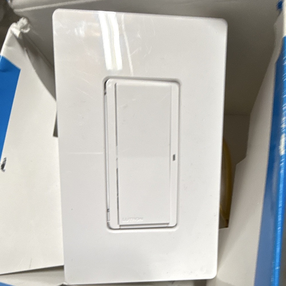 Lutron DVRFW-5NS-WH-A In-Wall Light/Fan Wall Switch White 120V 5A Rocker